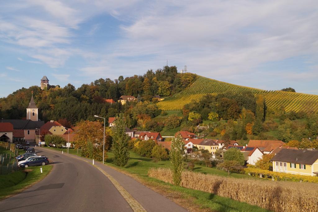 Klöch Winzerhof Familie Kloeckl 아파트 외부 사진